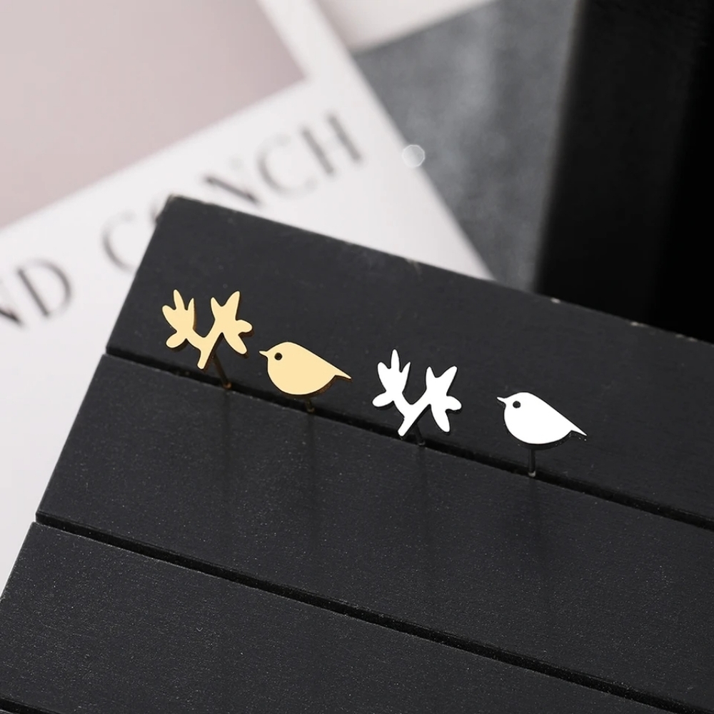 Cute Branch Bird Aesthetic Stud Earrings - Picture 4 of 4